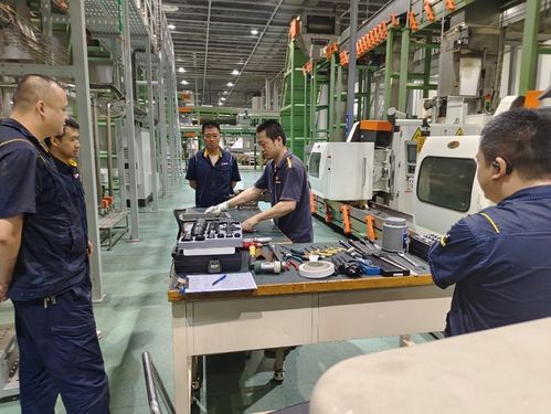 精進(jìn)技藝展風(fēng)采，備戰(zhàn)競(jìng)賽促提升——重慶中煙重慶卷煙廠制絲車(chē)間積極備戰(zhàn)設(shè)備修理技能競(jìng)賽